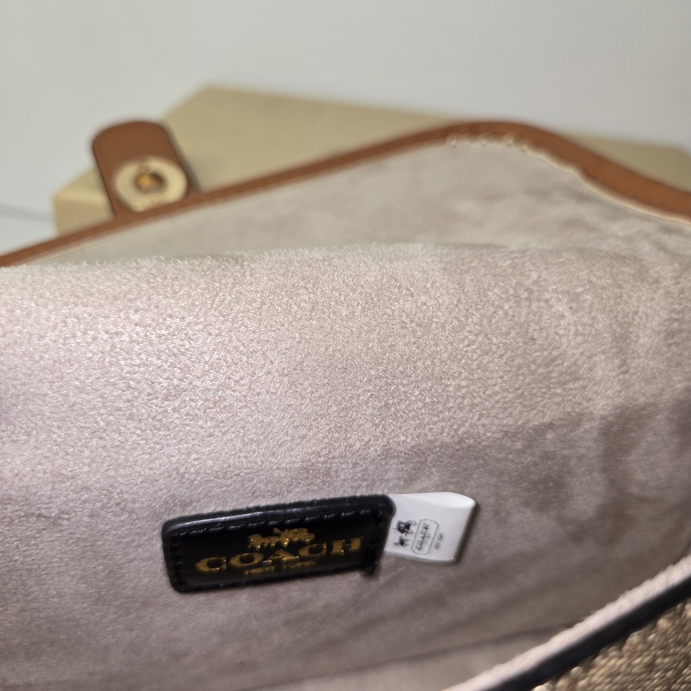 Coach Signature Canvas Turnlock Crossbody Bag in Brown/Tan - Picture 9 of 9